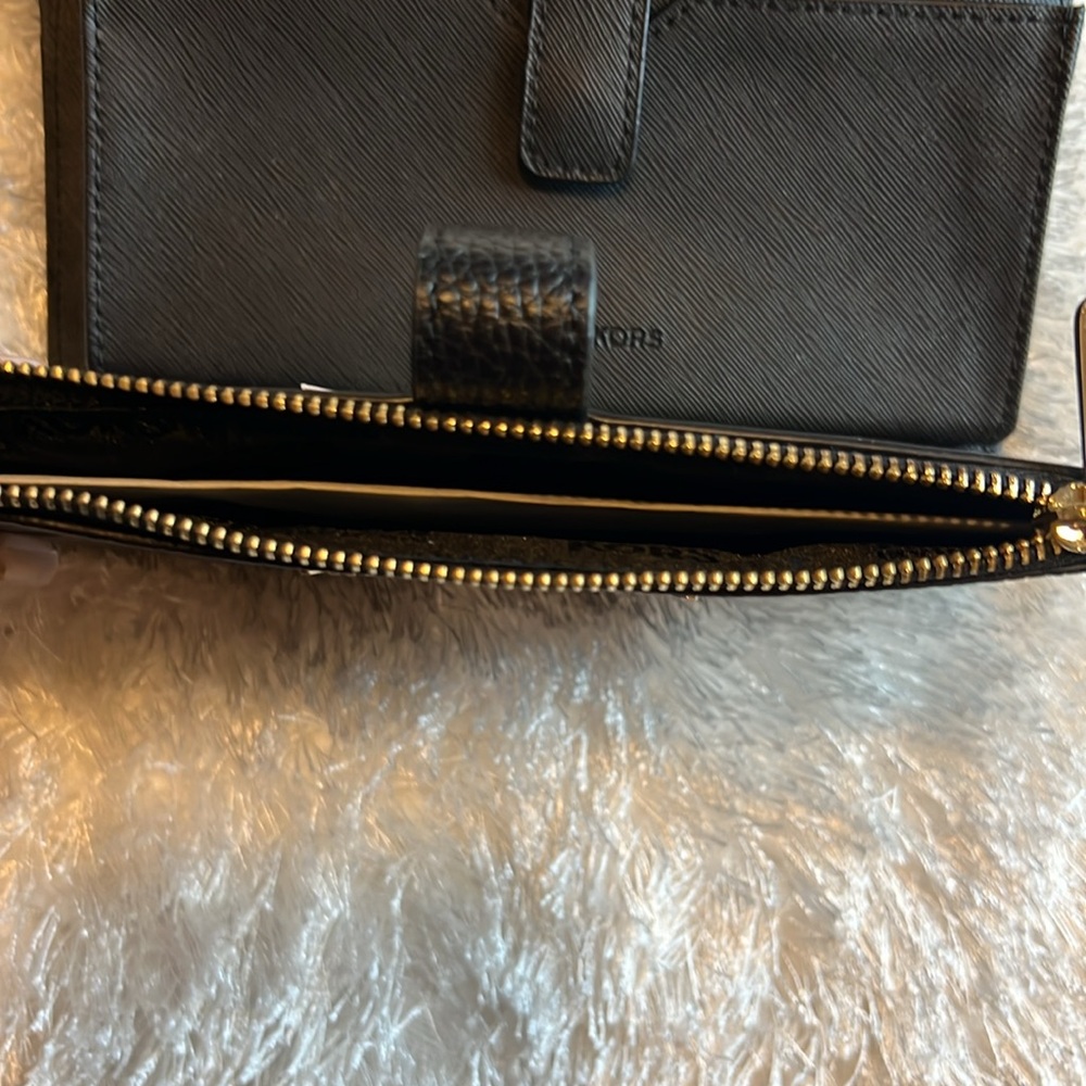 Michael Kors Wristlet Wallet - Picture 7 of 9